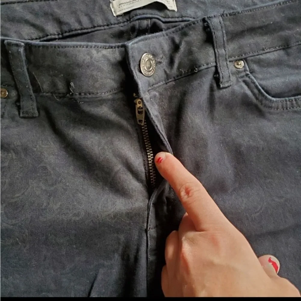 Zara Women's Premium Denim Collection Pants - Picture 4 of 10